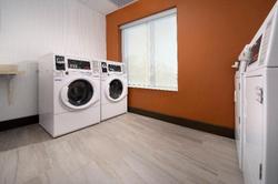 Holiday Inn Express and Suites New Braunfels