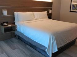 Holiday Inn Express and Suites San Antonio West Se