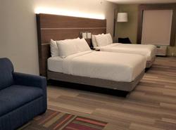 Holiday Inn Express and Suites San Antonio West Se