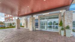 Holiday Inn Express & Suites Tulsa Midtown