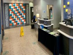 Holiday Inn Express and Suites Knoxville West Pape