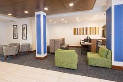 Holiday Inn Express and Suites Detroit - Utica