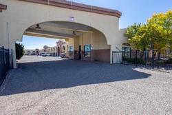 Royal Holiday Motel By Belvilla Gallup I-40