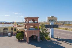 Royal Holiday Motel By Belvilla Gallup I-40