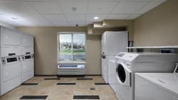 Candlewood Suites Newark South - University Area