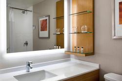 Delta Hotels Utica