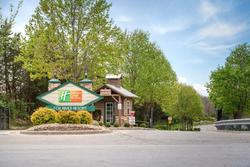 Holiday Inn Club Vacations Fox River Resort