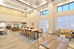Hampton Inn & Suites Menomonie, WI