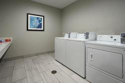 Holiday Inn Express & Suites Lake Charles South
