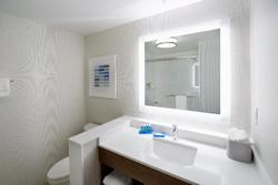 Holiday Inn Express Cincinatti North - Liberty Way
