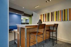 Holiday Inn Express & Suites Mount Vernon