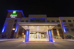 Holiday Inn Express and Suites San Marcos South