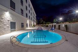 Holiday Inn Express & Suites Memphis Elvis Presley