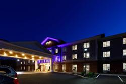 Holiday Inn Express & Suites Sturbridge