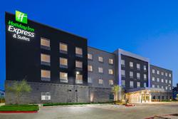Holiday Inn Express & Suites Lubbock Central - Uni