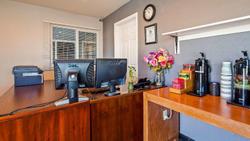 Azul Inn & Suites