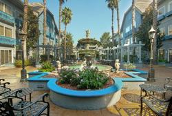 Azure Hotel & Suites Ontario, A Trademark Collecti