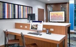 Holiday Inn Express & Suites Gainesville I-75