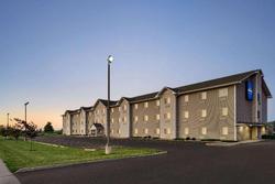 Baymont By Wyndham Fremont