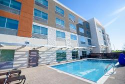 Holiday Inn Express And Suites Mckinney Craig Ran