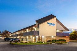 Travelodge by Wyndham Peoria