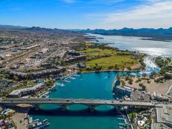 Holiday Inn Express Lake Havasu