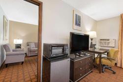 Baymont by Wyndham Roseburg