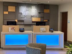Holiday Inn Express And Suites Junction
