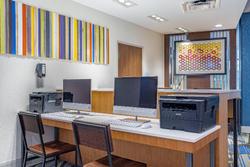 Holiday Inn Express and Suites Elkhart North