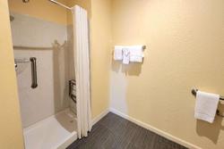 Days Inn by Wyndham Freeport