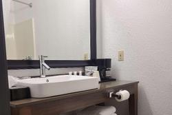AmericInn by Wyndham Galesburg