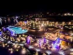 Red Rock Hotel & Suites by Selvese