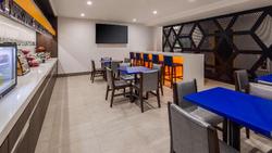 GLo Best Western Brooklyn NYC