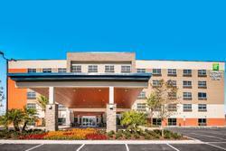 Holiday Inn Express Jacksonville Town Center