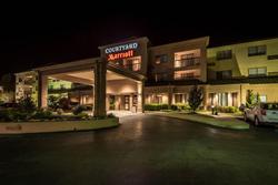 Courtyard Tupelo