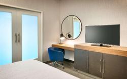 Hampton Inn & Suites Anaheim Convention Center