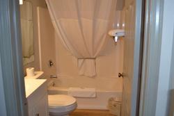 Days Inn & Suites by Wyndham Sikeston MO