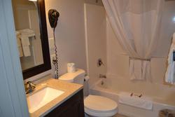 Days Inn & Suites by Wyndham Sikeston MO