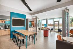 avid hotel Perry-National Fairground Area