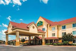 La Quinta Inn Suites By Wyndham Russellville