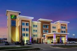 La Quinta Inn Suites By Wyndham Springfield Il