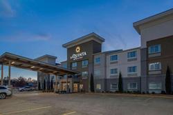 La Quinta Inn Suites By Wyndham Fayetteville