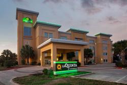 La Quinta Inn Suites By Wyndham Pearsall