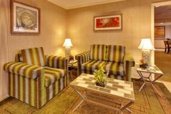 La Quinta Inn Suites By Wyndham Plattsburgh