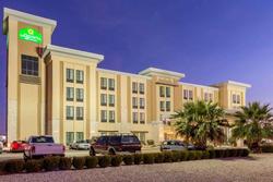 La Quinta Inn Suites By Wyndham Carlsbad