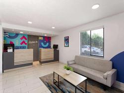 Howard Johnson by Wyndham Orlando Lake Buena V S