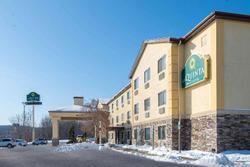 La Quinta Inn Suites By Wyndham Erie