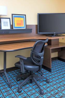 Fairfield Inn Suites Kansas City Lee S Summit