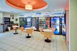 Motel 6 Ft Worth Northlake Speedway