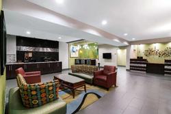 La Quinta Inn Suites By Wyndham Lebanon